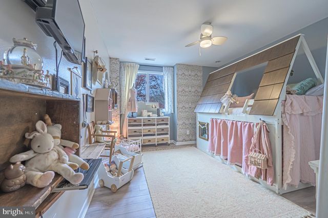 520 S 8TH AVE, Galloway Twp, NJ 08205