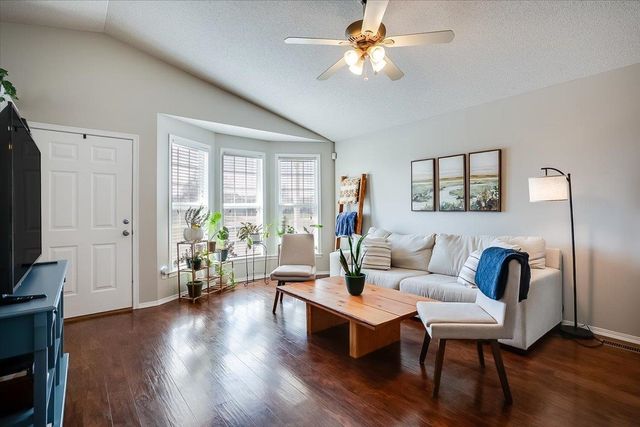 2017 S Crestline Ct, Wichita, KS 67209