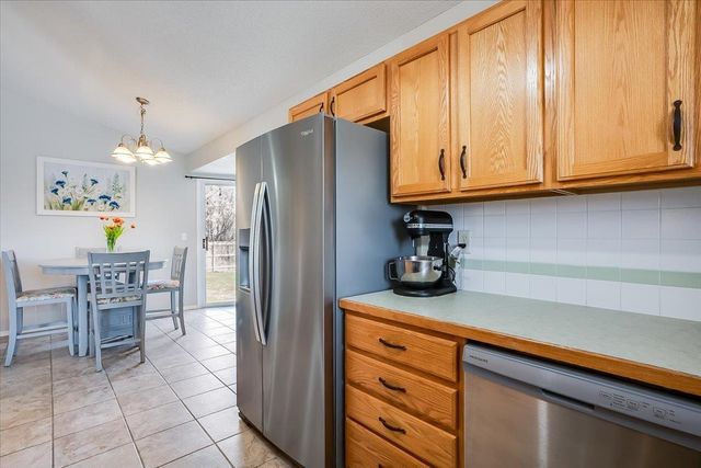 2017 S Crestline Ct, Wichita, KS 67209