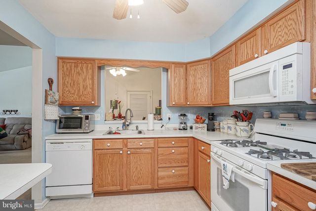 32-F PRISTINE PL, Sewell, NJ 08080