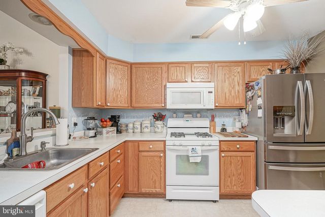 32-F PRISTINE PL, Sewell, NJ 08080