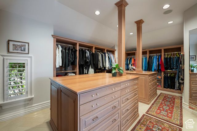 5678 E TWIN CREEK RD, Salt Lake City, UT 84108