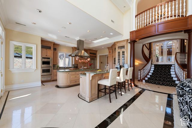 5678 E TWIN CREEK RD, Salt Lake City, UT 84108