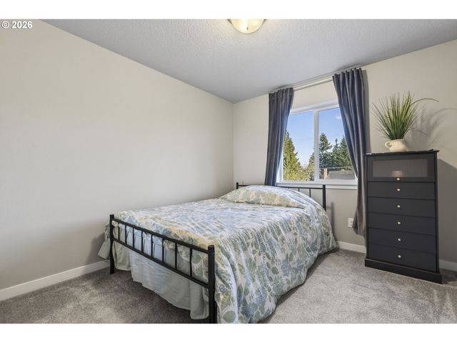 5304 Ne 43RD Cir, Vancouver, WA 98661