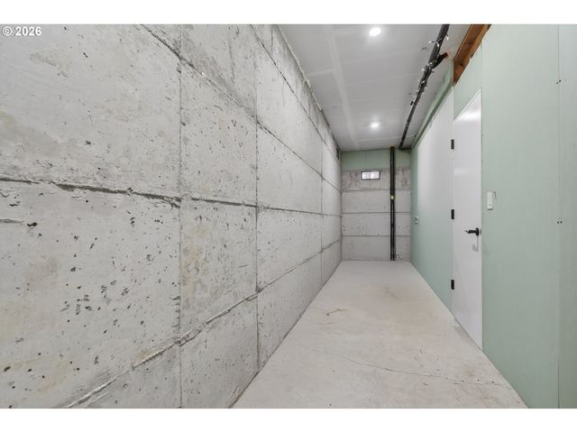 5304 Ne 43RD Cir, Vancouver, WA 98661