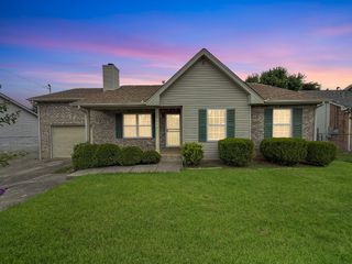 3853 Northbrook Dr, Nashville, TN 37207