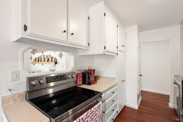 661 Mathews Ct, Vacaville, CA 95687