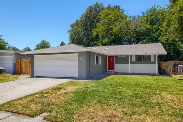 661 Mathews Ct, Vacaville, CA 95687