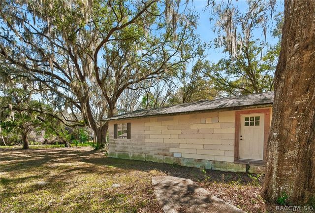 7610 E Spanish Trail, Floral City, FL 34436