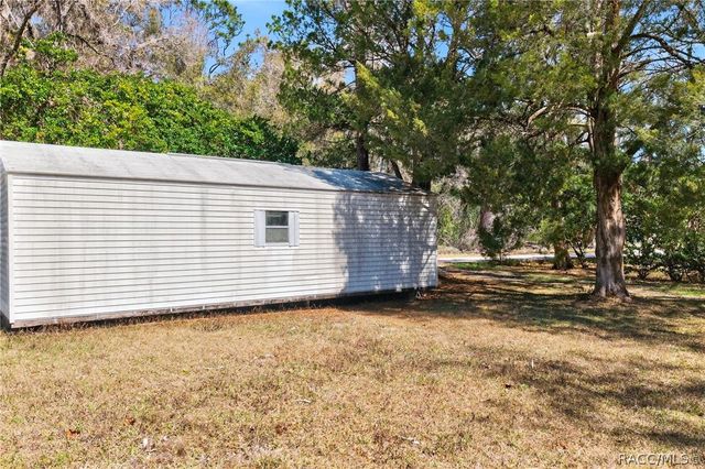 7610 E Spanish Trail, Floral City, FL 34436