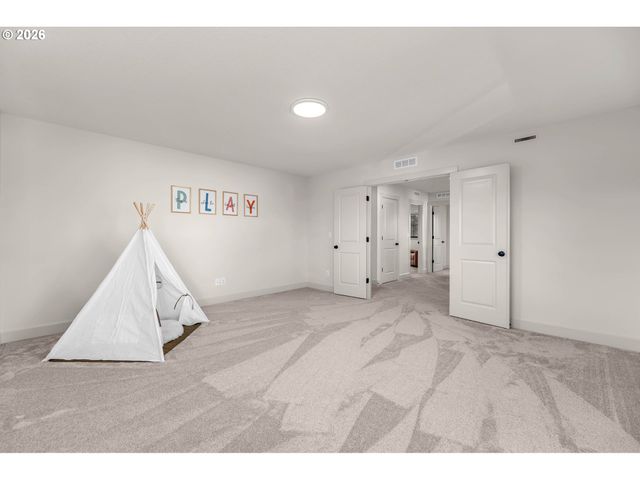 17115 Ne 83RD St, Vancouver, WA 98682