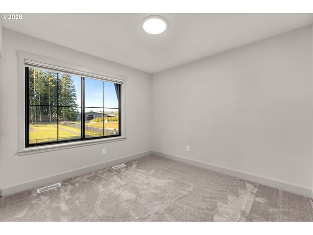 17115 Ne 83RD St, Vancouver, WA 98682