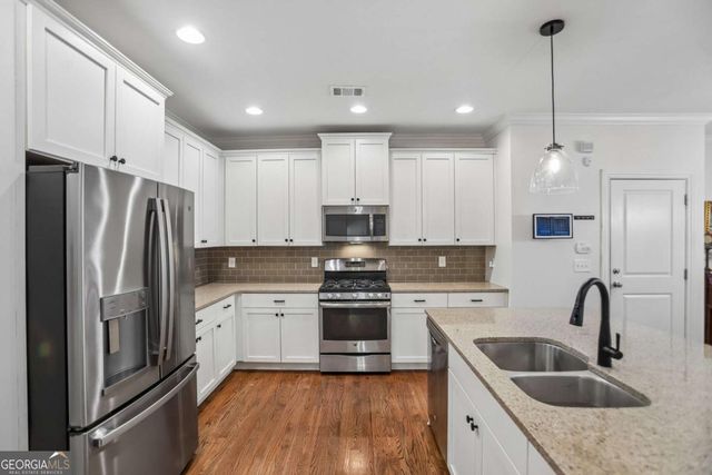 555 Glenaire Walk SE, Atlanta, GA 30316