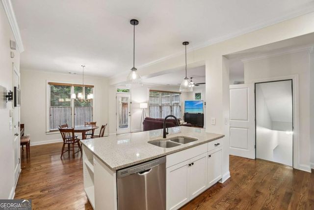555 Glenaire Walk SE, Atlanta, GA 30316