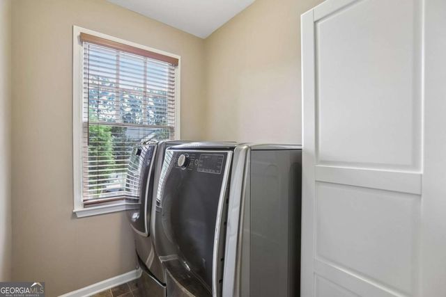 555 Glenaire Walk SE, Atlanta, GA 30316