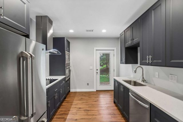 555 Glenaire Walk SE, Atlanta, GA 30316