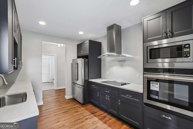 555 Glenaire Walk SE, Atlanta, GA 30316