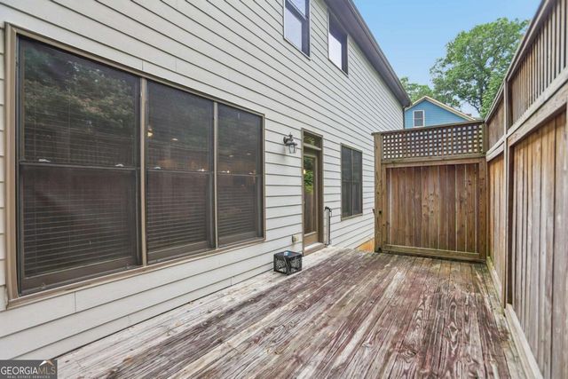 555 Glenaire Walk SE, Atlanta, GA 30316