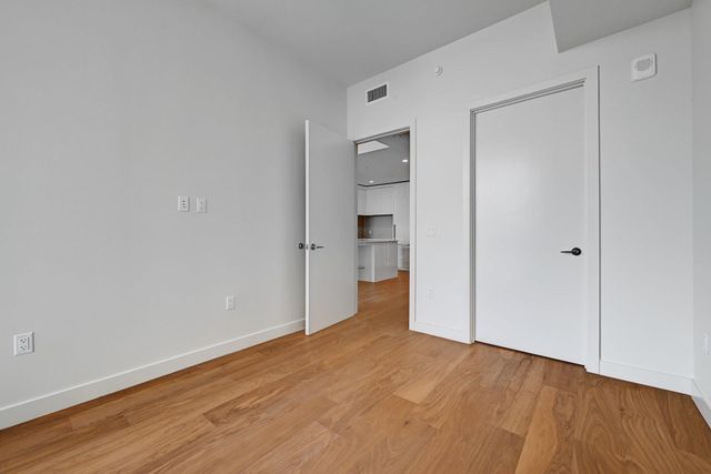 44 East Ave 2204, Austin, TX 78701