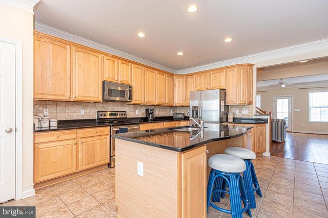 18 CANAL SIDE MEWS W, Ocean City, MD 21842