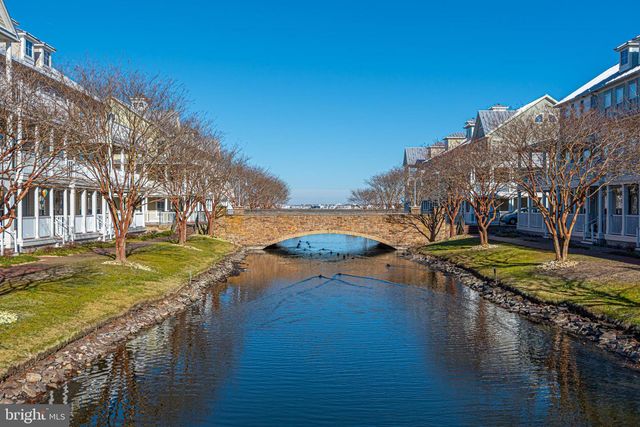 18 CANAL SIDE MEWS W, Ocean City, MD 21842