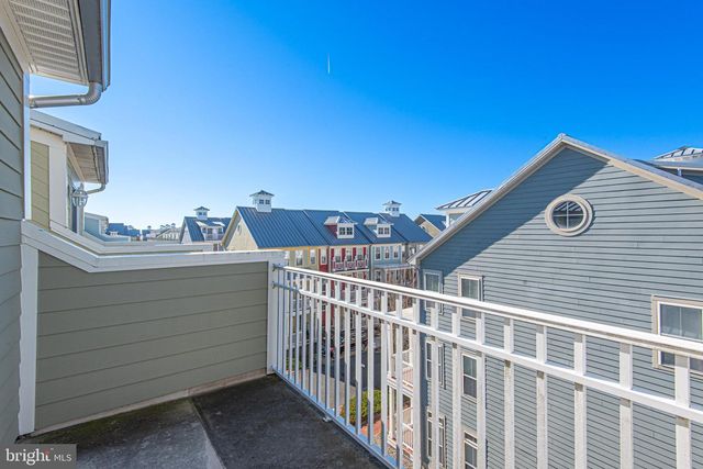 18 CANAL SIDE MEWS W, Ocean City, MD 21842