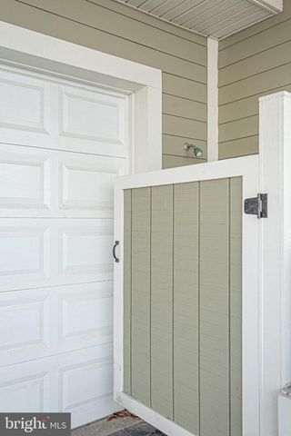 18 CANAL SIDE MEWS W, Ocean City, MD 21842