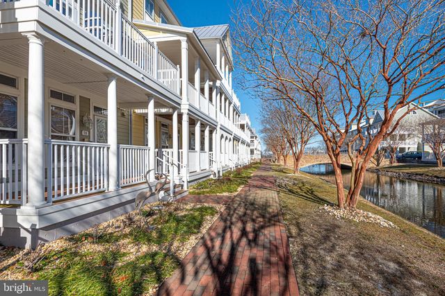 18 CANAL SIDE MEWS W, Ocean City, MD 21842