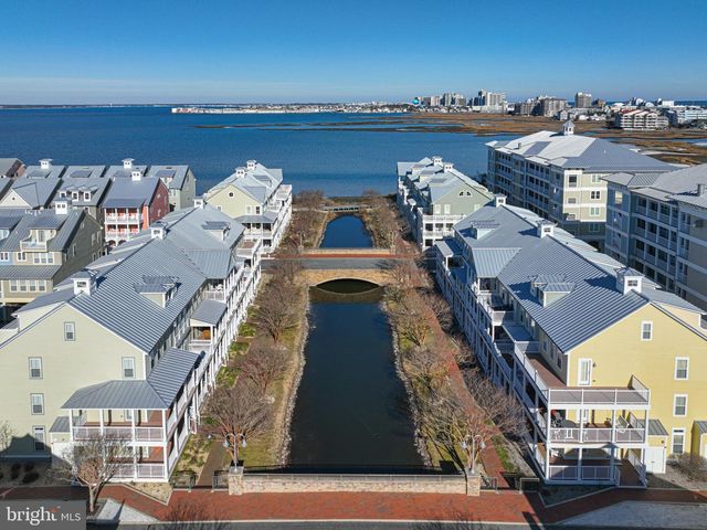 18 CANAL SIDE MEWS W, Ocean City, MD 21842