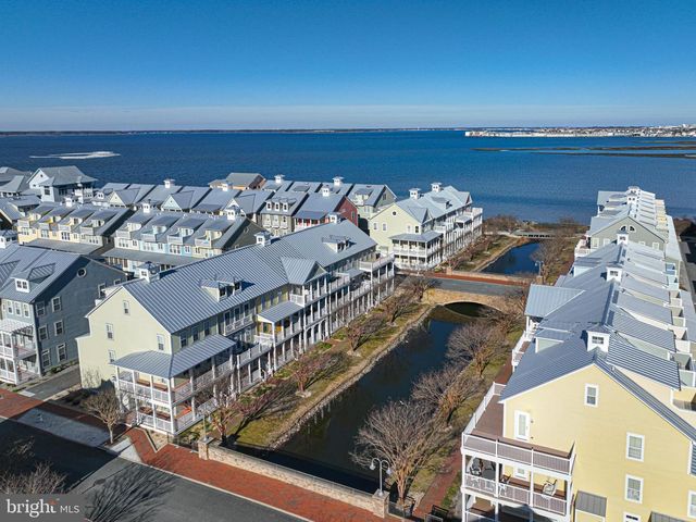 18 CANAL SIDE MEWS W, Ocean City, MD 21842