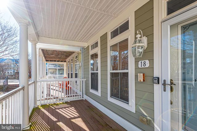 18 CANAL SIDE MEWS W, Ocean City, MD 21842