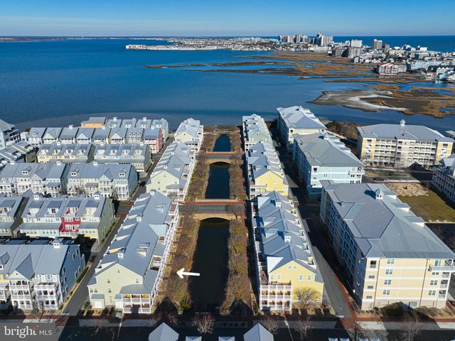 18 CANAL SIDE MEWS W, Ocean City, MD 21842