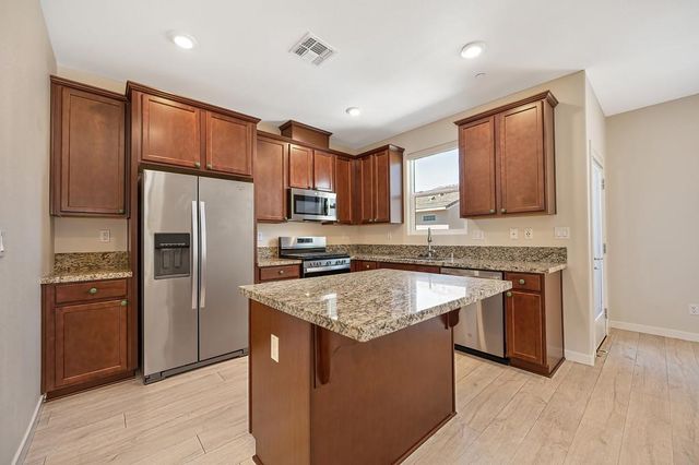 4119 Gloster Way, Sacramento, CA 95834