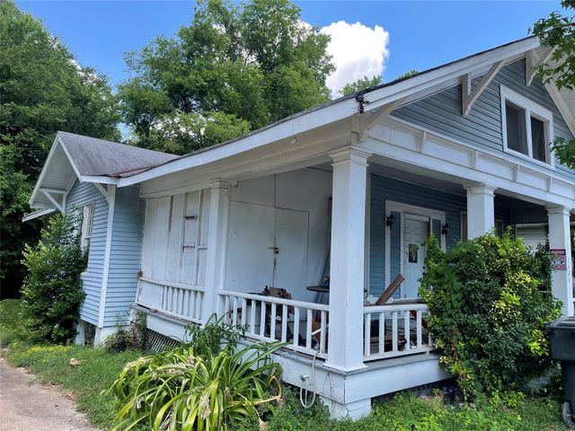 2424 Highland Avenue, Shreveport, LA 71104