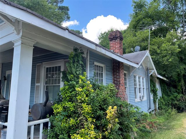 2424 Highland Avenue, Shreveport, LA 71104