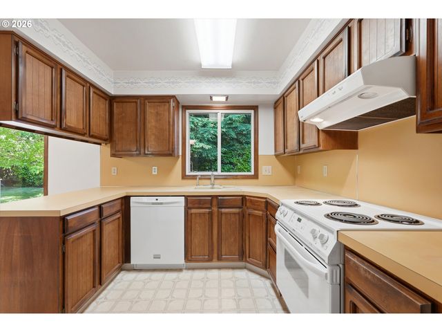 1595 Nw 1ST St, Gresham, OR 97030