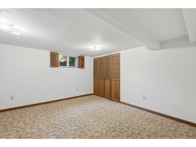 1595 Nw 1ST St, Gresham, OR 97030