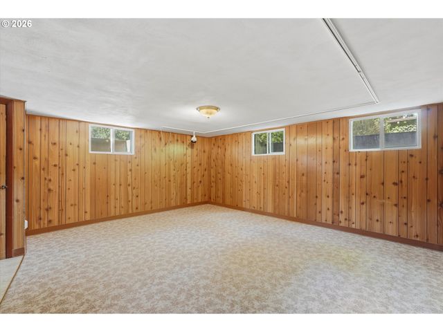 1595 Nw 1ST St, Gresham, OR 97030