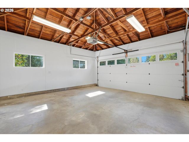 1595 Nw 1ST St, Gresham, OR 97030