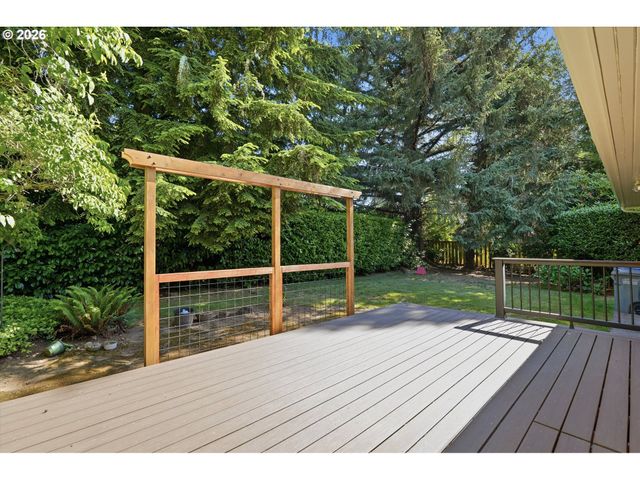 1595 Nw 1ST St, Gresham, OR 97030