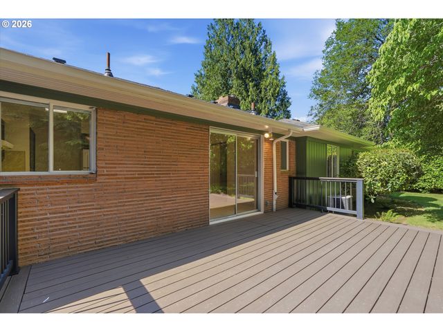 1595 Nw 1ST St, Gresham, OR 97030