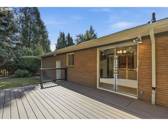 1595 Nw 1ST St, Gresham, OR 97030