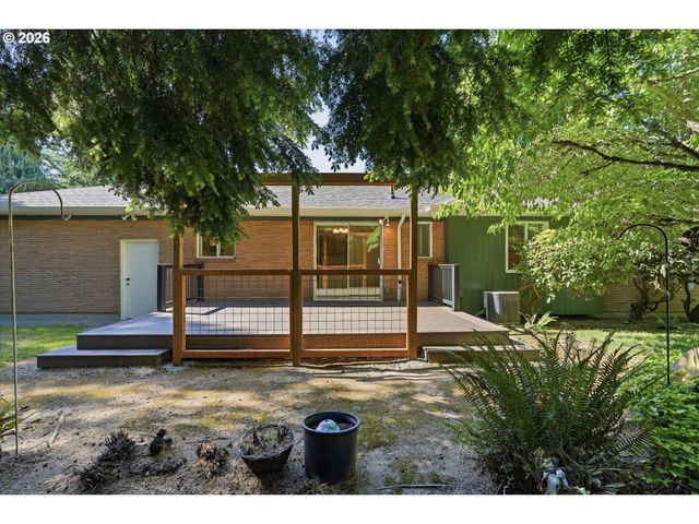 1595 Nw 1ST St, Gresham, OR 97030