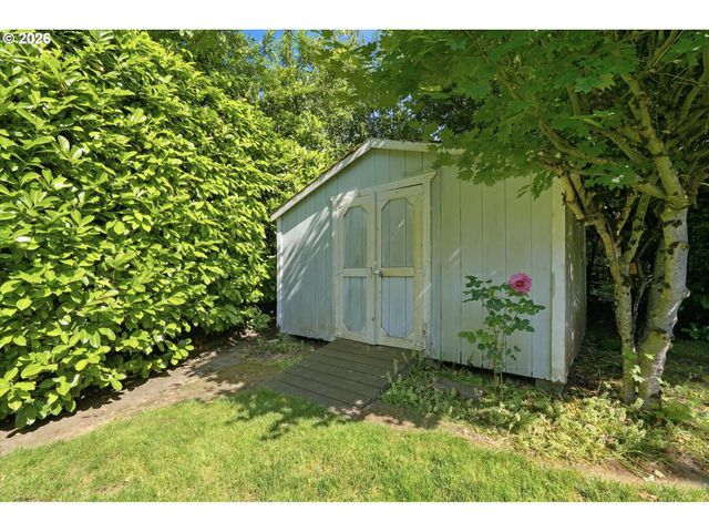 1595 Nw 1ST St, Gresham, OR 97030
