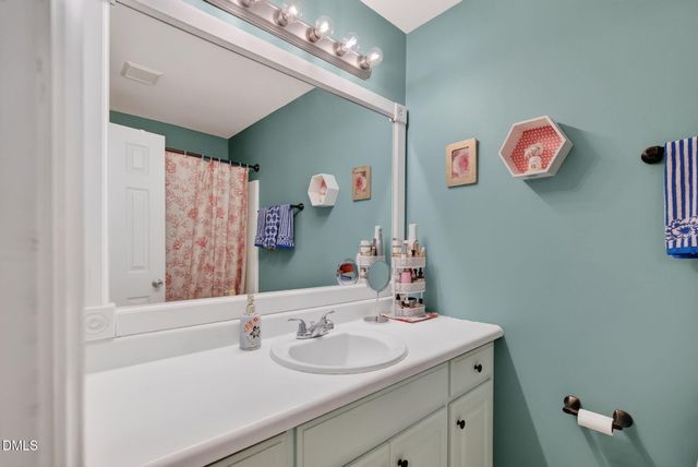 100 Trailwood Drive, Clayton, NC 27520