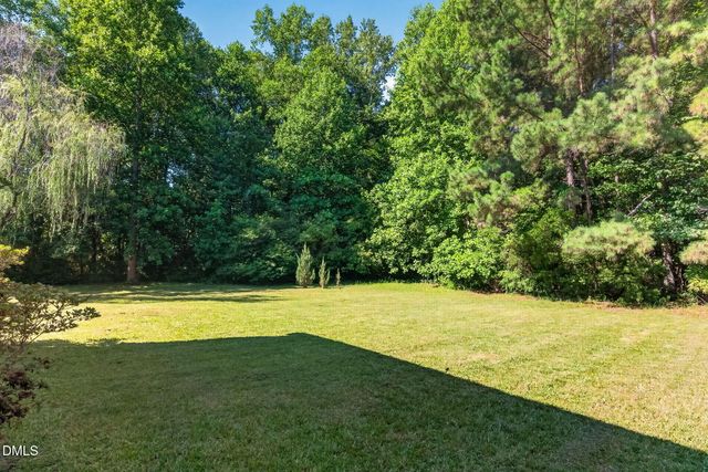100 Trailwood Drive, Clayton, NC 27520