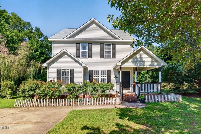 100 Trailwood Drive, Clayton, NC 27520