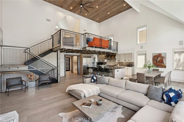 496 North State Highway 173, Lake Arrowhead, CA 92352