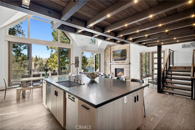 496 North State Highway 173, Lake Arrowhead, CA 92352