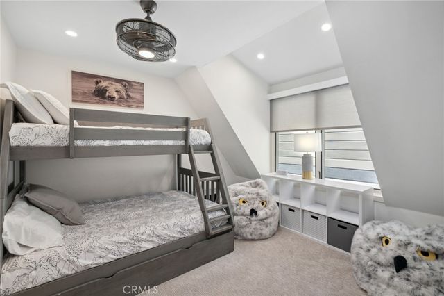 496 North State Highway 173, Lake Arrowhead, CA 92352